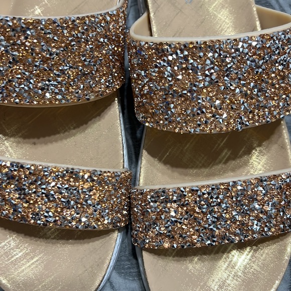 Size 8 ID Required Sandal - Picture 2 of 6